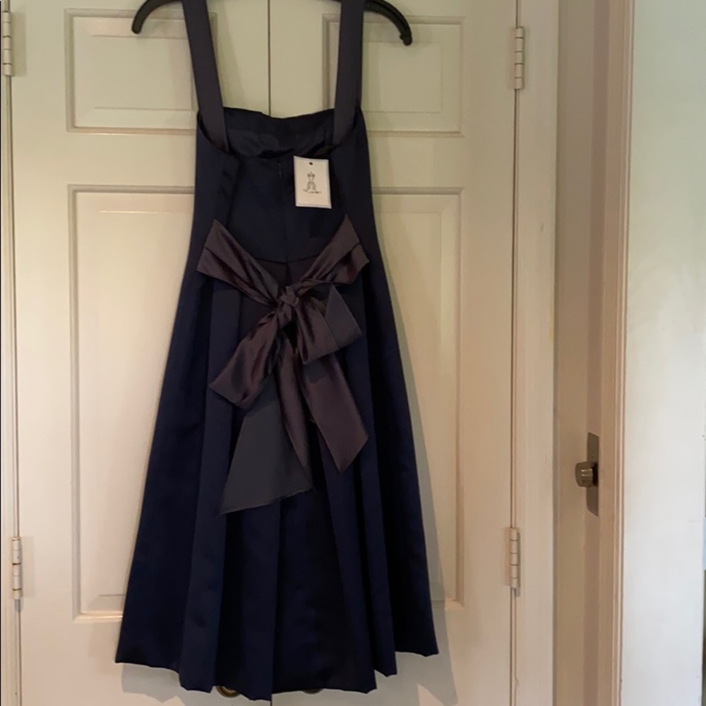 Vera Wang Bridemaids Dress - Picture 4 of 10